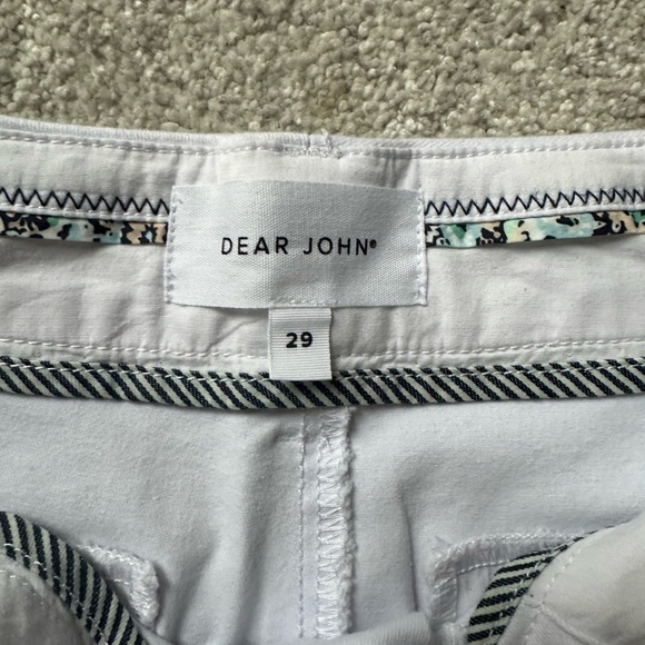 Dear John Women's white shorts NWT - Picture 2 of 4
